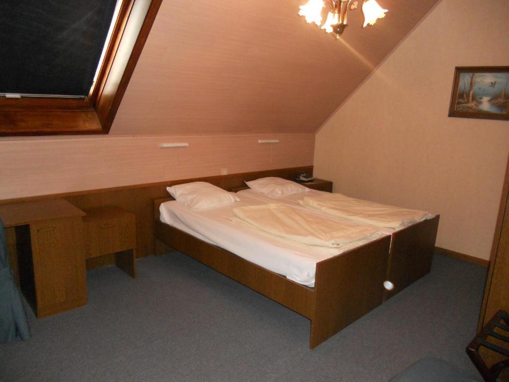 Hotel Ten Putte Gistel Værelse billede